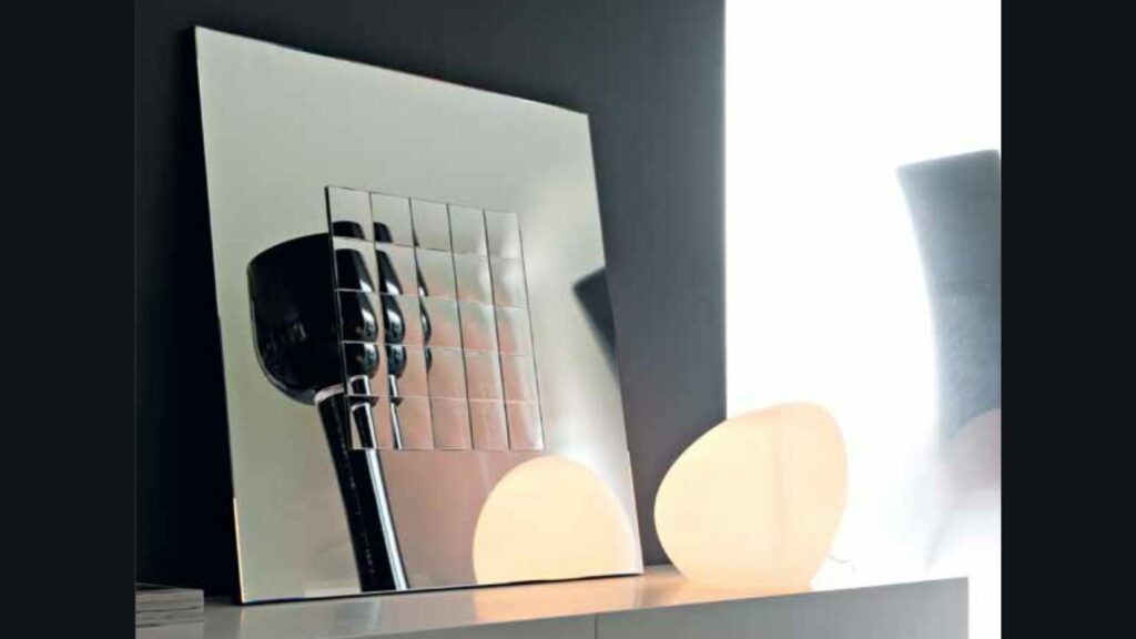 BMB Italy ITALIENISCHER DESIGNSPIEGEL BOCCACCIO