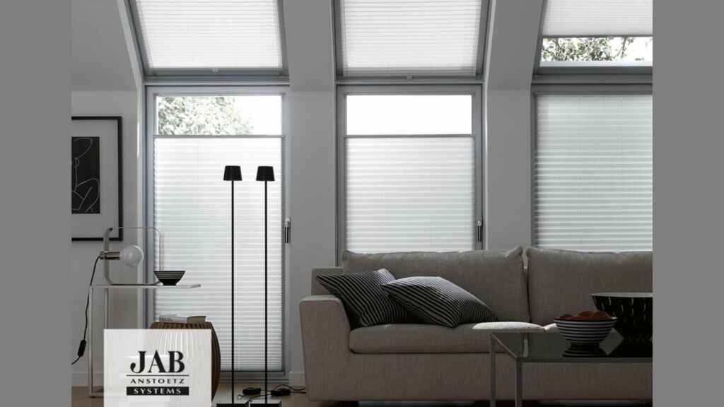 JAB Anstoetz Plissee Wohnzimmer