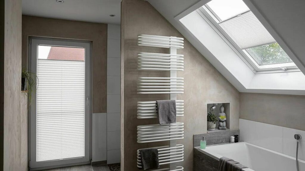 MHZ Plissee Badezimmer und Dachfenster