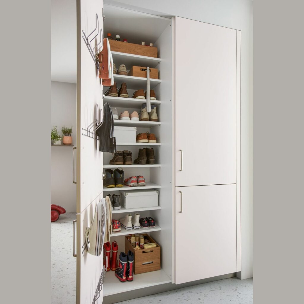 Schüller Garderobe weiß mit Schuhschrank