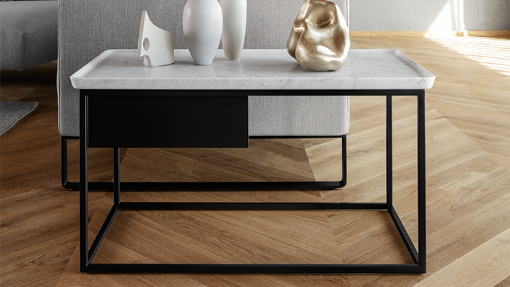 Rolf Benz Couchtisch 934 seitlich