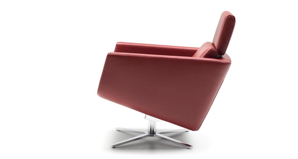 FSM Sessel Pavo Leder rot seitlich mit Kopfstütze