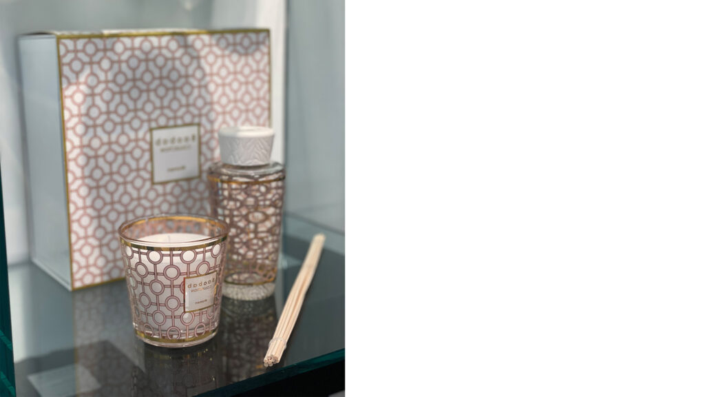 Geschenkbox Baobab Weiß rosa Flakon Kerze