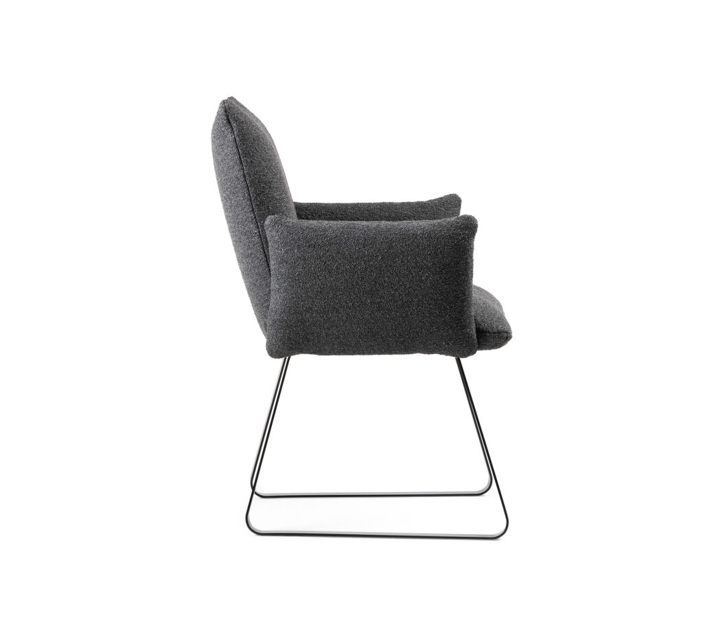 Bielefelder Werkstätten Stühle Heaven Dining schwarz mit Armlehne seitlich