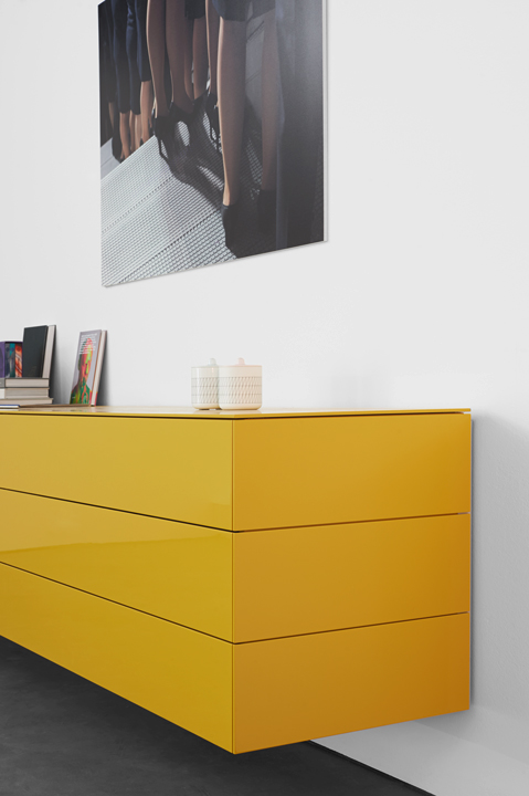 KETTNAKER Sideboard SOMA Kommode gelb hängend Detail