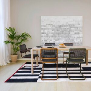 Thonet Stühle s32 und s64 Milieu