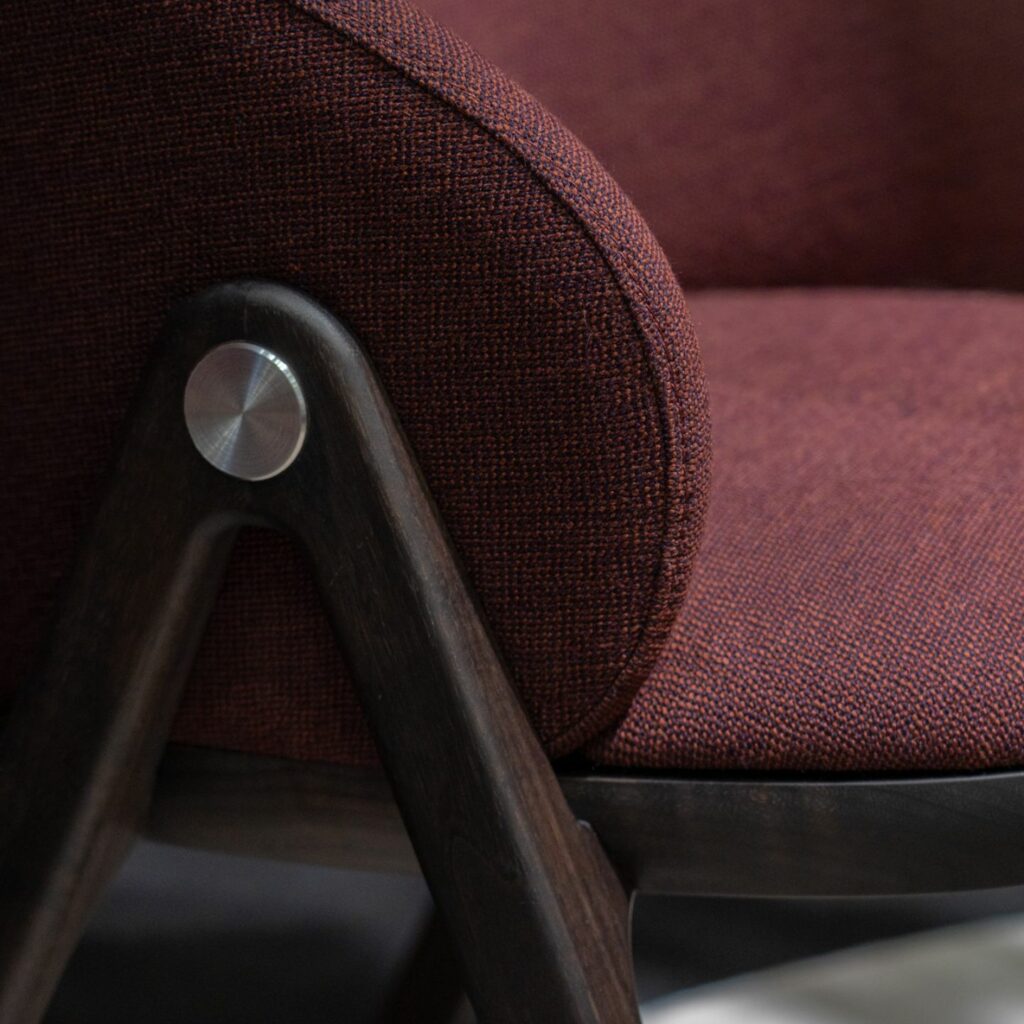 Rodam Stuhl Maru Detail