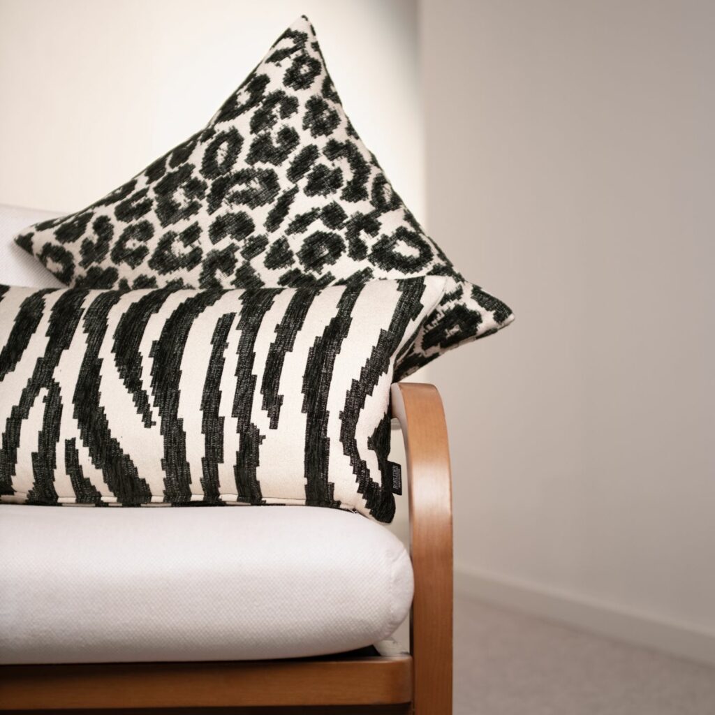 Rohleder Kissen Savannah Leo und Zebra black