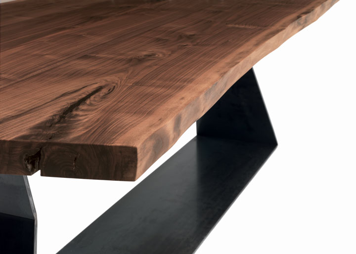 RIVA 1920 Esstisch Bedrock Plank Detail