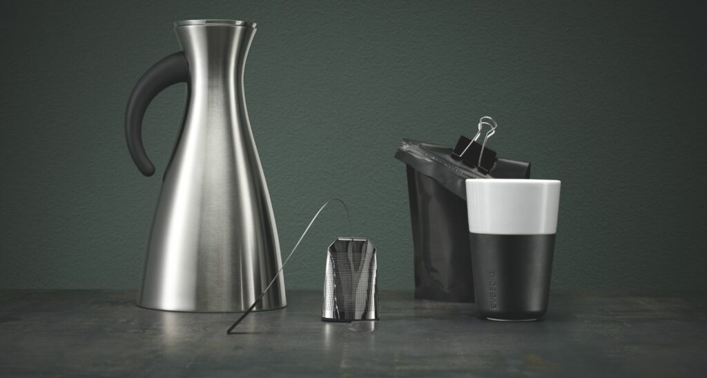 Eva Solo Thermoskanne Silber mit Tasse